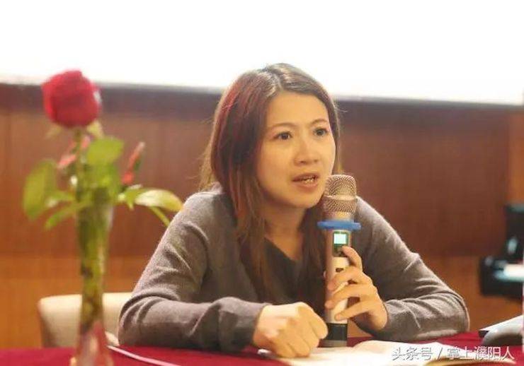 金沙js93252艺术家朱楣巡讲《练琴的艺术》——安阳、濮阳站完美落幕