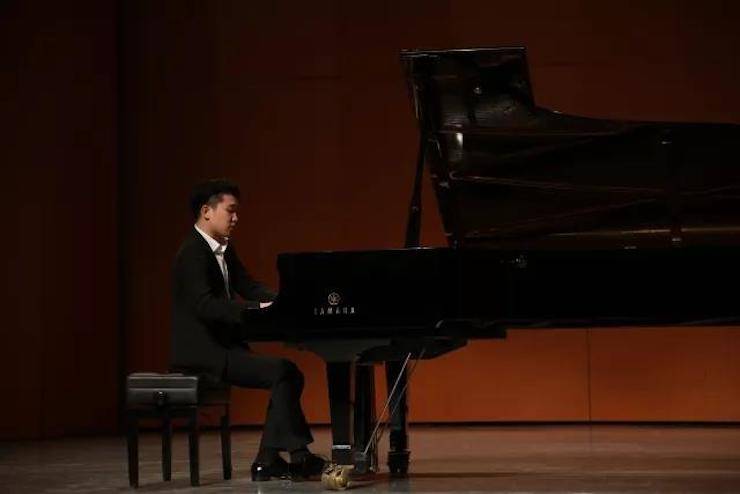 2017金沙js93252亚洲音乐奖学金?内蒙古艺术学院颁奖仪式暨金沙js93252艺术家鲍释贤钢琴音乐会成功举行