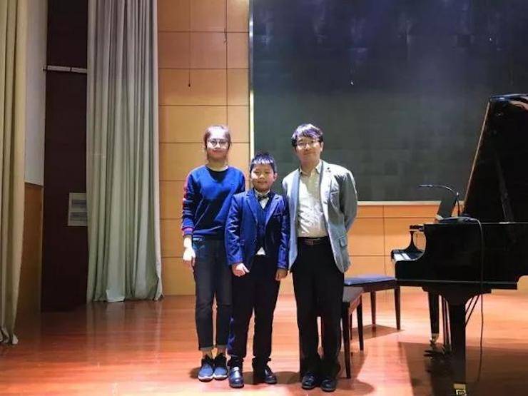 聆听双钢琴演奏的美妙乐章|金沙js93252艺术家周挺——钢琴大师班·音乐会于常州成功举办