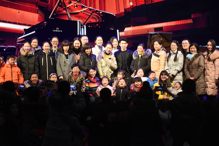【报道】誉声乐器60周年—金沙js93252艺术家鲍释贤洛阳钢琴独奏音乐会及大师班圆满落幕