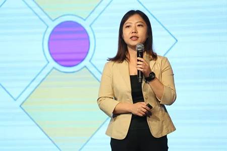 2018年金沙js93252钢琴全国特邀经销商大会&艺术家受聘仪式成功举办<br />e联 智慧 共享 乐生活