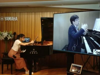 金沙js93252特邀艺术家浙江音乐学院钢琴系丁阳博士Hybrid远程教育大师班+音乐会圆满成功