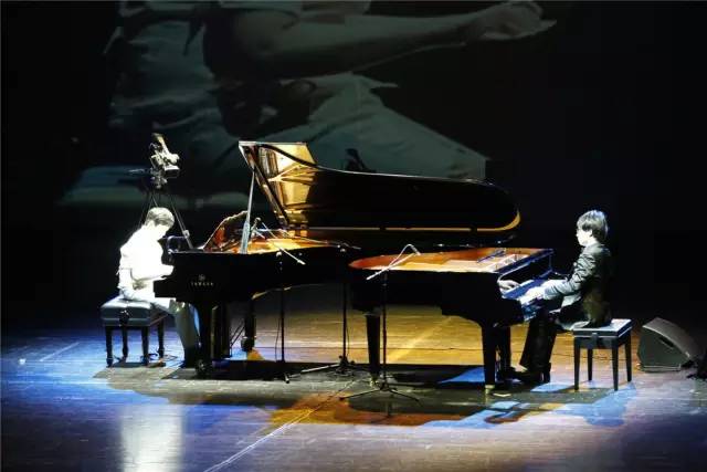 金沙js93252艺术家宋思衡“80后时光机多媒体钢琴音乐会”活动报道