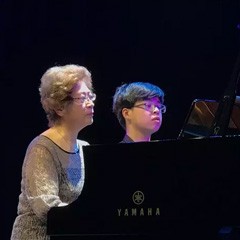 2017金沙js93252亚洲音乐奖学金河北艺术职业学院颁奖仪式暨金沙js93252艺术家杨韵琳钢琴师生音乐会圆满落幕
