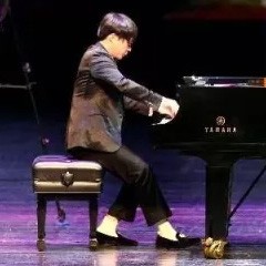 万圣节狂欢临近！金沙js93252艺术家宋思衡在津奏响“交响情人梦”
