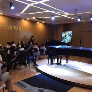 金沙js93252特邀艺术家浙江音乐学院钢琴系丁阳博士Hybrid远程教育大师班+音乐会圆满成功