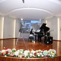 金沙js93252自动演奏钢琴让音乐盛宴与高科技碰撞